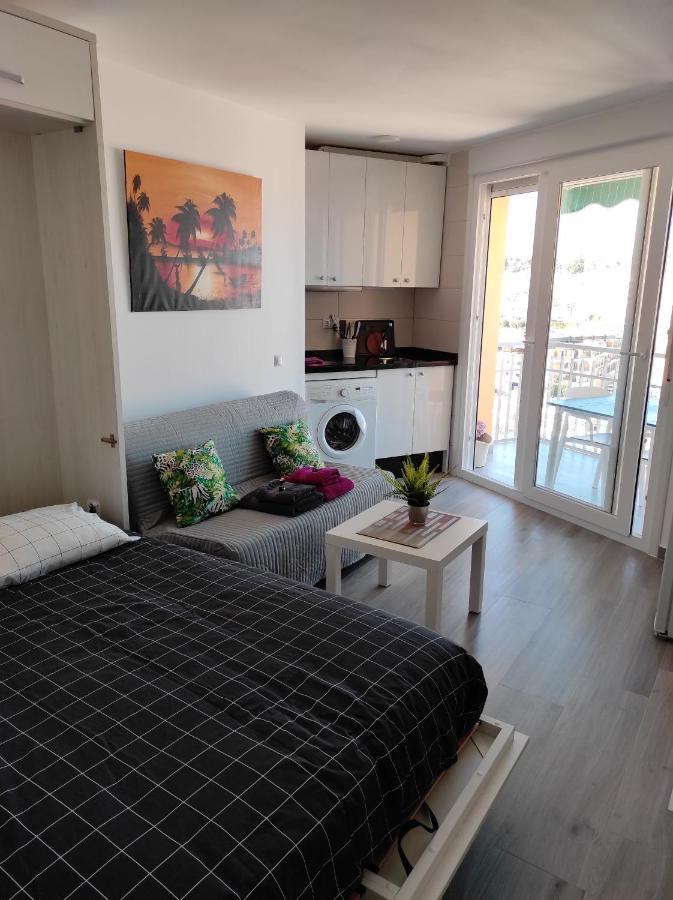 Estudio Recien Reformado En Primera Linea De Playa Apartment Benalmádena Exterior foto
