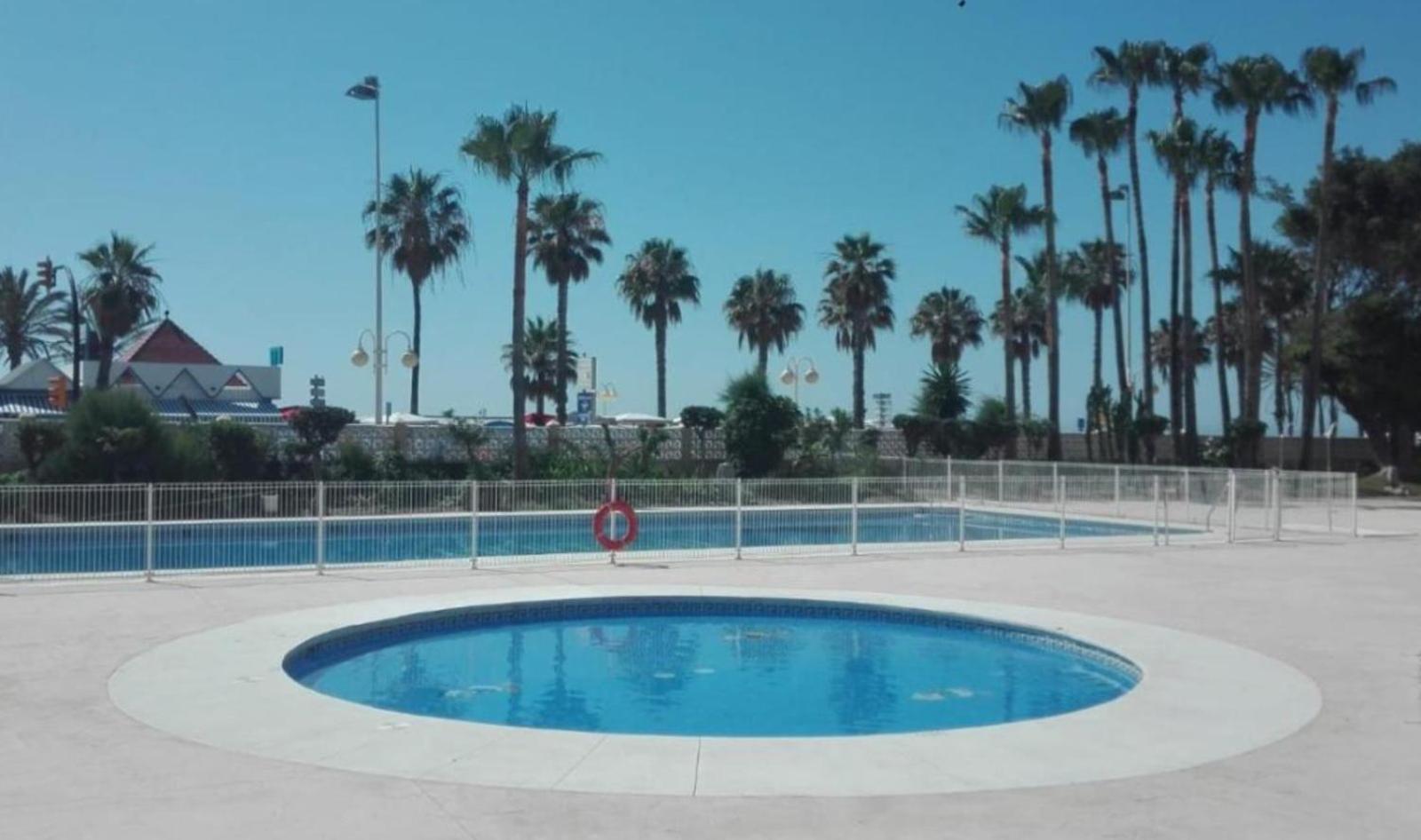 Estudio Recien Reformado En Primera Linea De Playa Apartment Benalmádena Exterior foto